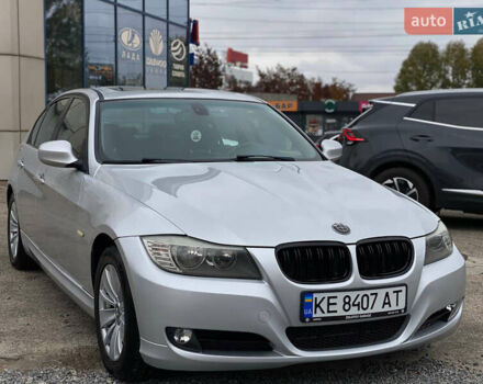 Серый БМВ 3 Серия, объемом двигателя 3 л и пробегом 227 тыс. км за 7999 $, фото 6 на Automoto.ua