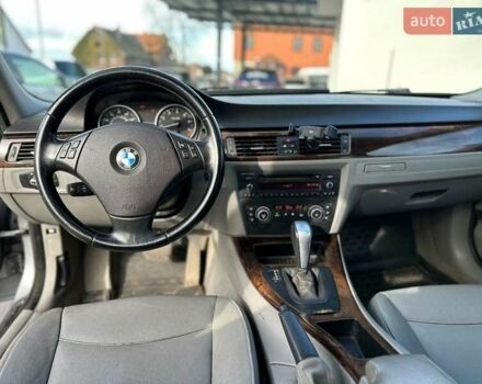 Сірий БМВ 3 Серія, об'ємом двигуна 2.8 л та пробігом 247 тис. км за 8900 $, фото 5 на Automoto.ua