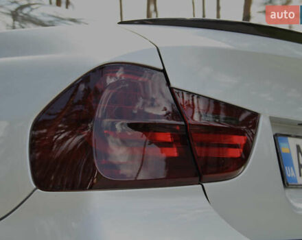 Серый БМВ 3 Серия, объемом двигателя 2 л и пробегом 252 тыс. км за 12700 $, фото 9 на Automoto.ua