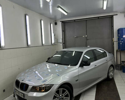 Серый БМВ 3 Серия, объемом двигателя 2 л и пробегом 252 тыс. км за 12700 $, фото 26 на Automoto.ua