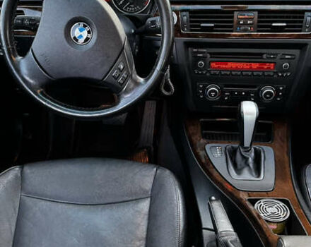Серый БМВ 3 Серия, объемом двигателя 3 л и пробегом 226 тыс. км за 9450 $, фото 11 на Automoto.ua