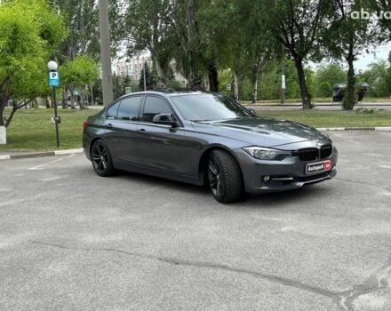 Сірий БМВ 3 Серія, об'ємом двигуна 2 л та пробігом 210 тис. км за 13390 $, фото 6 на Automoto.ua