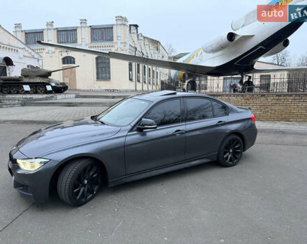 Серый БМВ 3 Серия, объемом двигателя 2 л и пробегом 196 тыс. км за 12800 $, фото 7 на Automoto.ua