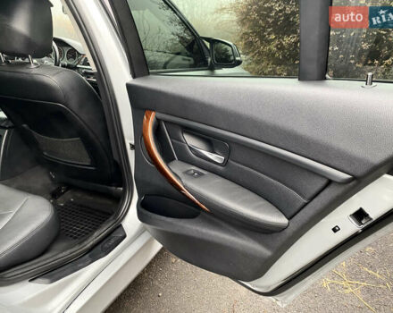 Серый БМВ 3 Серия, объемом двигателя 2.98 л и пробегом 151 тыс. км за 13900 $, фото 28 на Automoto.ua