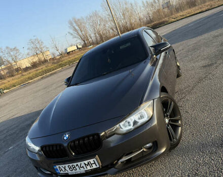 Серый БМВ 3 Серия, объемом двигателя 2 л и пробегом 140 тыс. км за 14000 $, фото 13 на Automoto.ua