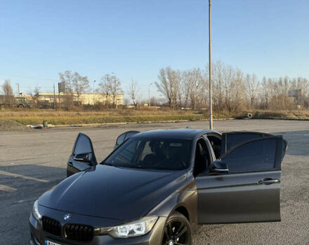 Серый БМВ 3 Серия, объемом двигателя 2 л и пробегом 140 тыс. км за 14000 $, фото 23 на Automoto.ua