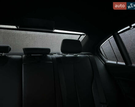 Сірий БМВ 3 Серія, об'ємом двигуна 2 л та пробігом 297 тис. км за 13700 $, фото 19 на Automoto.ua