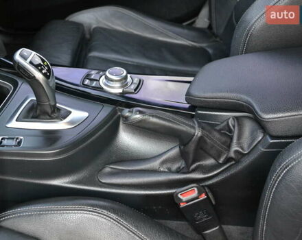 Серый БМВ 3 Серия, объемом двигателя 3 л и пробегом 207 тыс. км за 17600 $, фото 10 на Automoto.ua