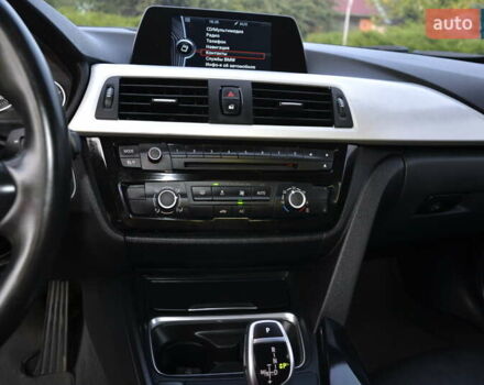 Серый БМВ 3 Серия, объемом двигателя 3 л и пробегом 207 тыс. км за 17600 $, фото 17 на Automoto.ua