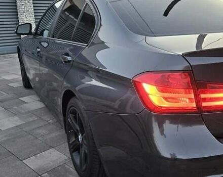 Сірий БМВ 3 Серія, об'ємом двигуна 2 л та пробігом 200 тис. км за 12800 $, фото 1 на Automoto.ua