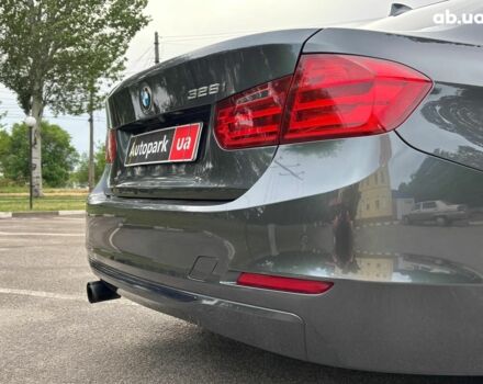 Сірий БМВ 3 Серія, об'ємом двигуна 2 л та пробігом 210 тис. км за 13390 $, фото 11 на Automoto.ua