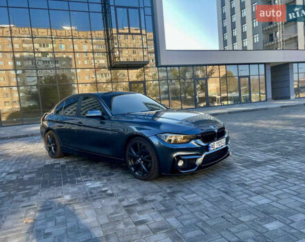 Серый БМВ 3 Серия, объемом двигателя 0 л и пробегом 190 тыс. км за 12600 $, фото 6 на Automoto.ua