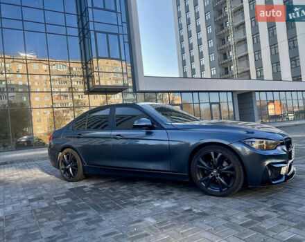 Серый БМВ 3 Серия, объемом двигателя 0 л и пробегом 190 тыс. км за 12600 $, фото 3 на Automoto.ua