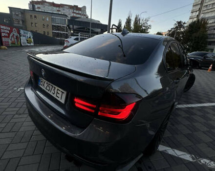 Серый БМВ 3 Серия, объемом двигателя 2 л и пробегом 155 тыс. км за 16300 $, фото 6 на Automoto.ua