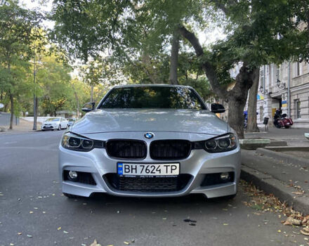 Серый БМВ 3 Серия, объемом двигателя 2 л и пробегом 344 тыс. км за 11900 $, фото 6 на Automoto.ua