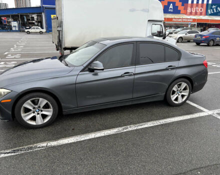 Серый БМВ 3 Серия, объемом двигателя 2 л и пробегом 174 тыс. км за 12500 $, фото 4 на Automoto.ua