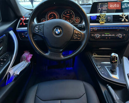 Сірий БМВ 3 Серія, об'ємом двигуна 2 л та пробігом 298 тис. км за 12500 $, фото 16 на Automoto.ua