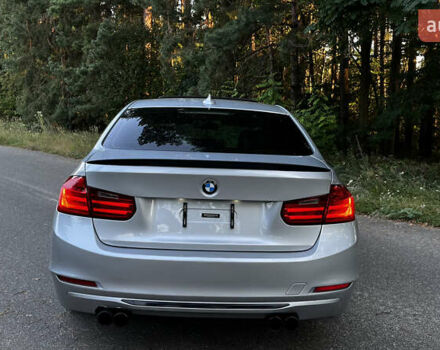 Серый БМВ 3 Серия, объемом двигателя 2 л и пробегом 233 тыс. км за 12999 $, фото 5 на Automoto.ua