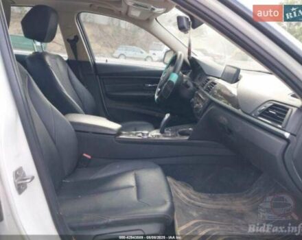 Серый БМВ 3 Серия, объемом двигателя 2 л и пробегом 250 тыс. км за 7900 $, фото 4 на Automoto.ua