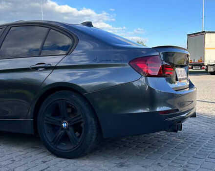 Серый БМВ 3 Серия, объемом двигателя 2 л и пробегом 300 тыс. км за 11000 $, фото 12 на Automoto.ua