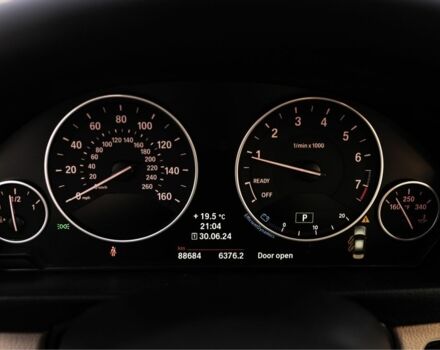 Серый БМВ 3 Серия, объемом двигателя 2 л и пробегом 104 тыс. км за 14599 $, фото 9 на Automoto.ua