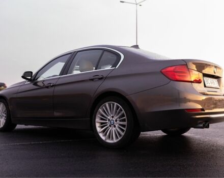 Серый БМВ 3 Серия, объемом двигателя 2 л и пробегом 104 тыс. км за 14599 $, фото 5 на Automoto.ua