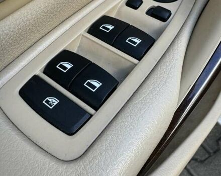 Серый БМВ 3 Серия, объемом двигателя 2 л и пробегом 250 тыс. км за 12999 $, фото 11 на Automoto.ua