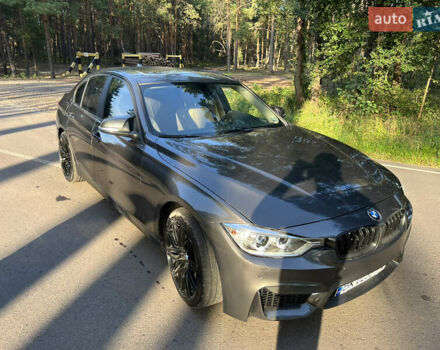 Серый БМВ 3 Серия, объемом двигателя 2 л и пробегом 198 тыс. км за 13200 $, фото 2 на Automoto.ua