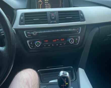 Серый БМВ 3 Серия, объемом двигателя 2 л и пробегом 142 тыс. км за 12500 $, фото 7 на Automoto.ua