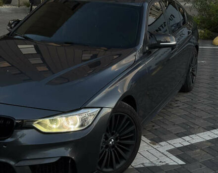 Серый БМВ 3 Серия, объемом двигателя 2 л и пробегом 155 тыс. км за 16300 $, фото 12 на Automoto.ua