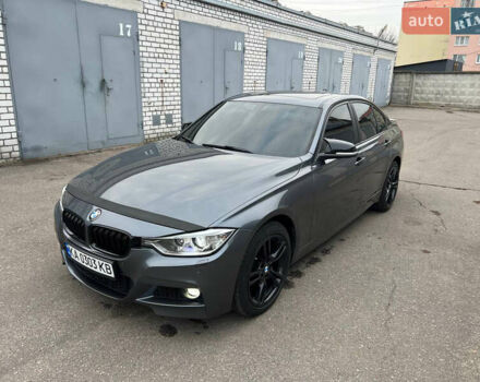Серый БМВ 3 Серия, объемом двигателя 2 л и пробегом 193 тыс. км за 13400 $, фото 15 на Automoto.ua