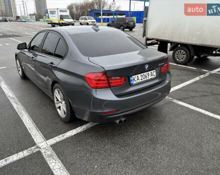 Серый БМВ 3 Серия, объемом двигателя 2 л и пробегом 174 тыс. км за 12500 $, фото 5 на Automoto.ua