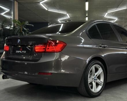 БМВ 3 Серия 2014 в Одессе на Automoto.ua Серый БМВ 3 Серия, объемом двигателя 2 л и пробегом 99 тыс. км за 13900 $, фото 11 на Automoto.ua