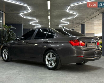 Серый БМВ 3 Серия, объемом двигателя 2 л и пробегом 99 тыс. км за 13900 $, фото 10 на Automoto.ua