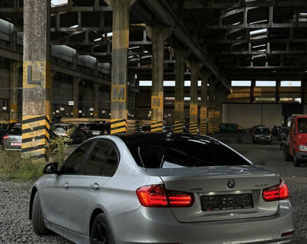 Серый БМВ 3 Серия, объемом двигателя 2 л и пробегом 210 тыс. км за 10500 $, фото 9 на Automoto.ua