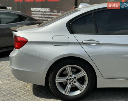 Серый БМВ 3 Серия, объемом двигателя 2 л и пробегом 133 тыс. км за 15499 $, фото 23 на Automoto.ua