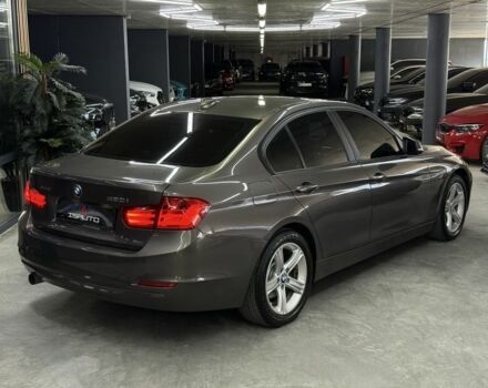 БМВ 3 Серия 2014 в Одессе на Automoto.ua Серый БМВ 3 Серия, объемом двигателя 2 л и пробегом 99 тыс. км за 13900 $, фото 8 на Automoto.ua