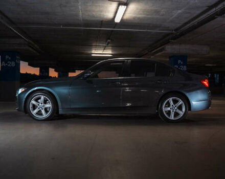 Серый БМВ 3 Серия, объемом двигателя 2 л и пробегом 192 тыс. км за 15000 $, фото 10 на Automoto.ua