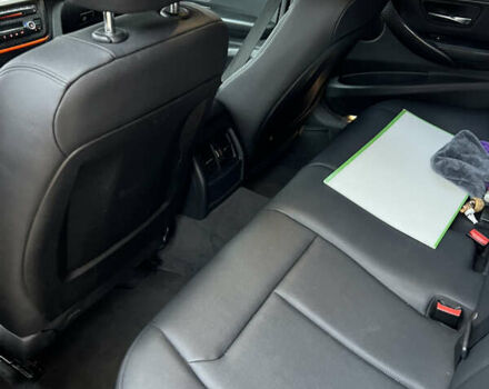 Серый БМВ 3 Серия, объемом двигателя 2 л и пробегом 180 тыс. км за 11000 $, фото 8 на Automoto.ua