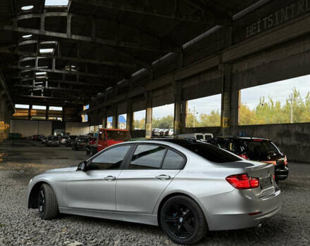 Серый БМВ 3 Серия, объемом двигателя 2 л и пробегом 210 тыс. км за 10500 $, фото 4 на Automoto.ua