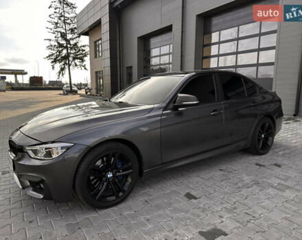 Серый БМВ 3 Серия, объемом двигателя 2 л и пробегом 170 тыс. км за 14350 $, фото 1 на Automoto.ua