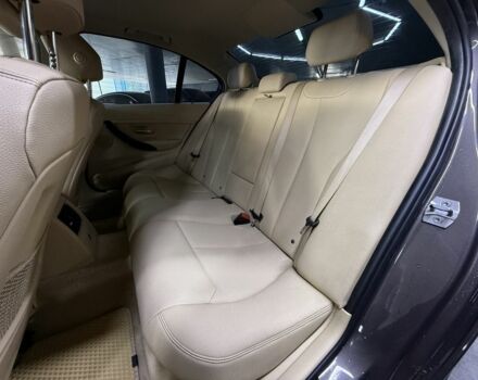 БМВ 3 Серия 2014 в Одессе на Automoto.ua Серый БМВ 3 Серия, объемом двигателя 2 л и пробегом 99 тыс. км за 13900 $, фото 17 на Automoto.ua