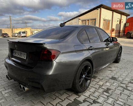 Серый БМВ 3 Серия, объемом двигателя 2 л и пробегом 170 тыс. км за 14350 $, фото 6 на Automoto.ua