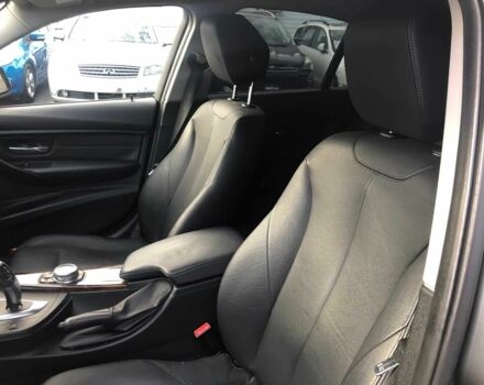 Серый БМВ 3 Серия, объемом двигателя 2 л и пробегом 84 тыс. км за 4700 $, фото 7 на Automoto.ua