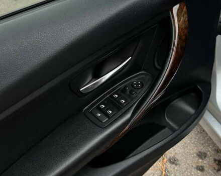 Серый БМВ 3 Серия, объемом двигателя 2 л и пробегом 225 тыс. км за 12600 $, фото 25 на Automoto.ua