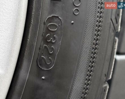 Сірий БМВ 3 Серія, об'ємом двигуна 2 л та пробігом 236 тис. км за 14500 $, фото 26 на Automoto.ua