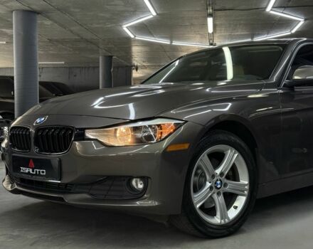 БМВ 3 Серия 2014 в Одессе на Automoto.ua Серый БМВ 3 Серия, объемом двигателя 2 л и пробегом 99 тыс. км за 13900 $, фото 7 на Automoto.ua