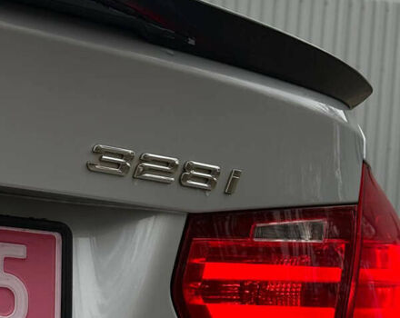 Серый БМВ 3 Серия, объемом двигателя 2 л и пробегом 225 тыс. км за 12600 $, фото 12 на Automoto.ua