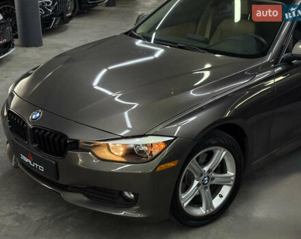 Серый БМВ 3 Серия, объемом двигателя 2 л и пробегом 99 тыс. км за 13900 $, фото 7 на Automoto.ua