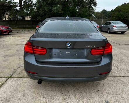 Серый БМВ 3 Серия, объемом двигателя 2 л и пробегом 89 тыс. км за 6500 $, фото 5 на Automoto.ua